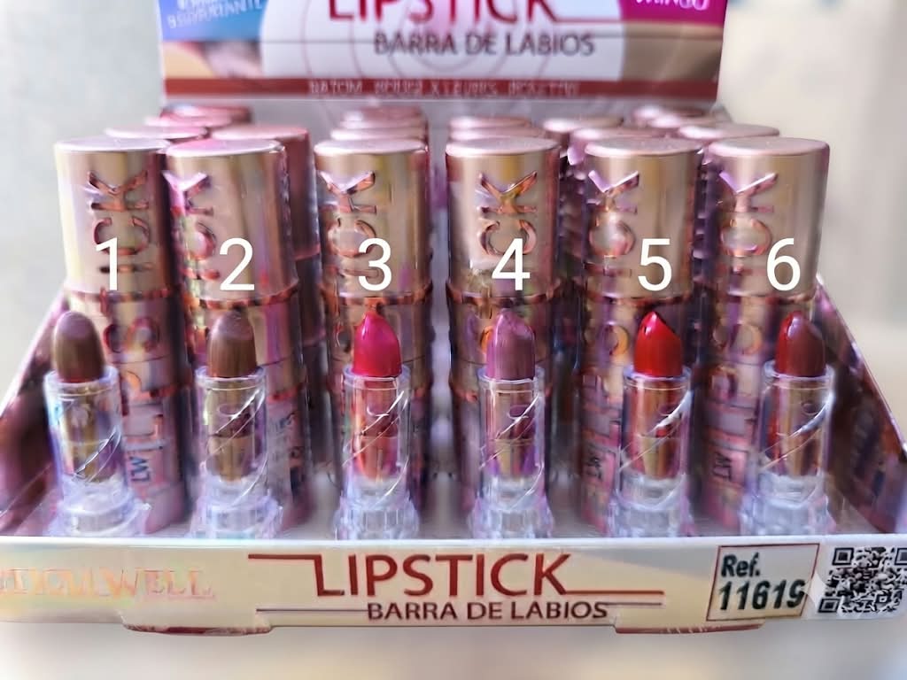 Leticia Well Lipstick Barra de Labios - Color Intenso
