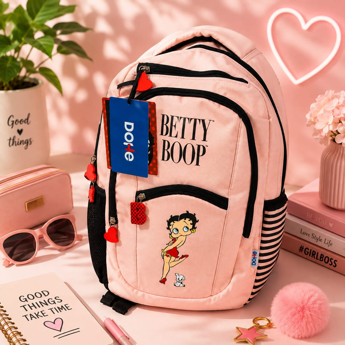 Mochila Betty Boop Rosa Dohe con tiradores corazón