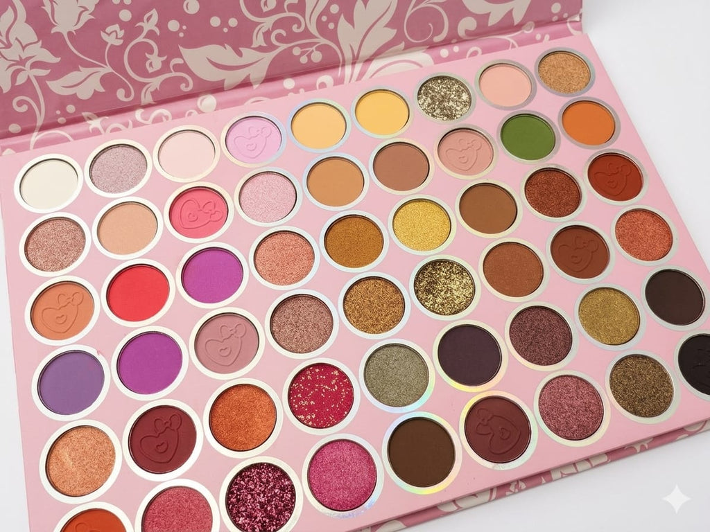 Paleta de Sombras Medecoo Yara 54 Colores