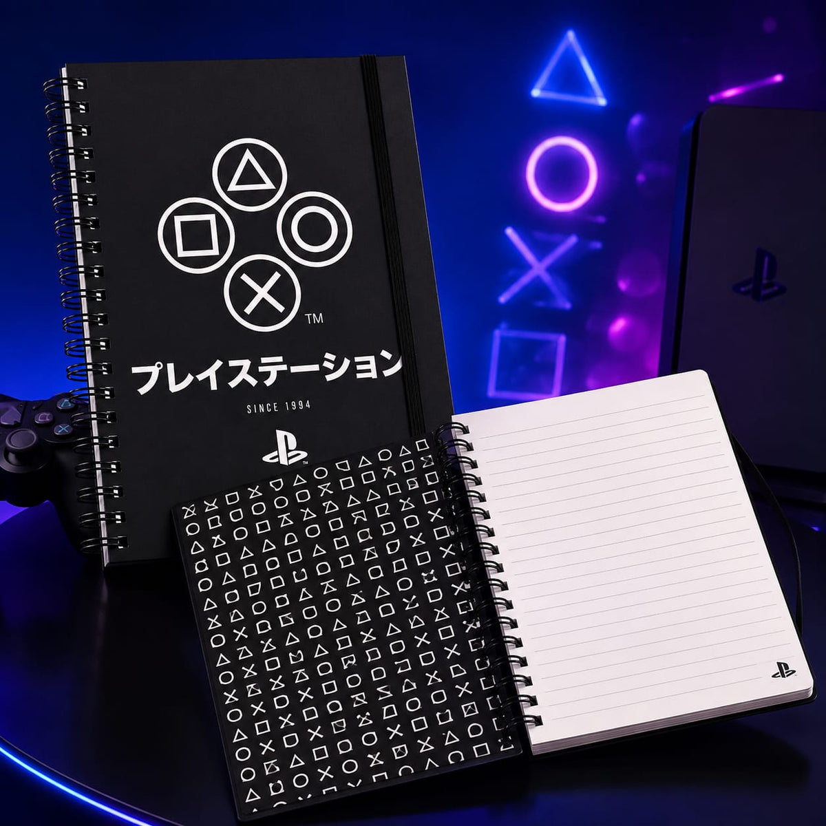 Cuaderno Espiral PlayStation Since 1994 - Diseño negro con botones del mando