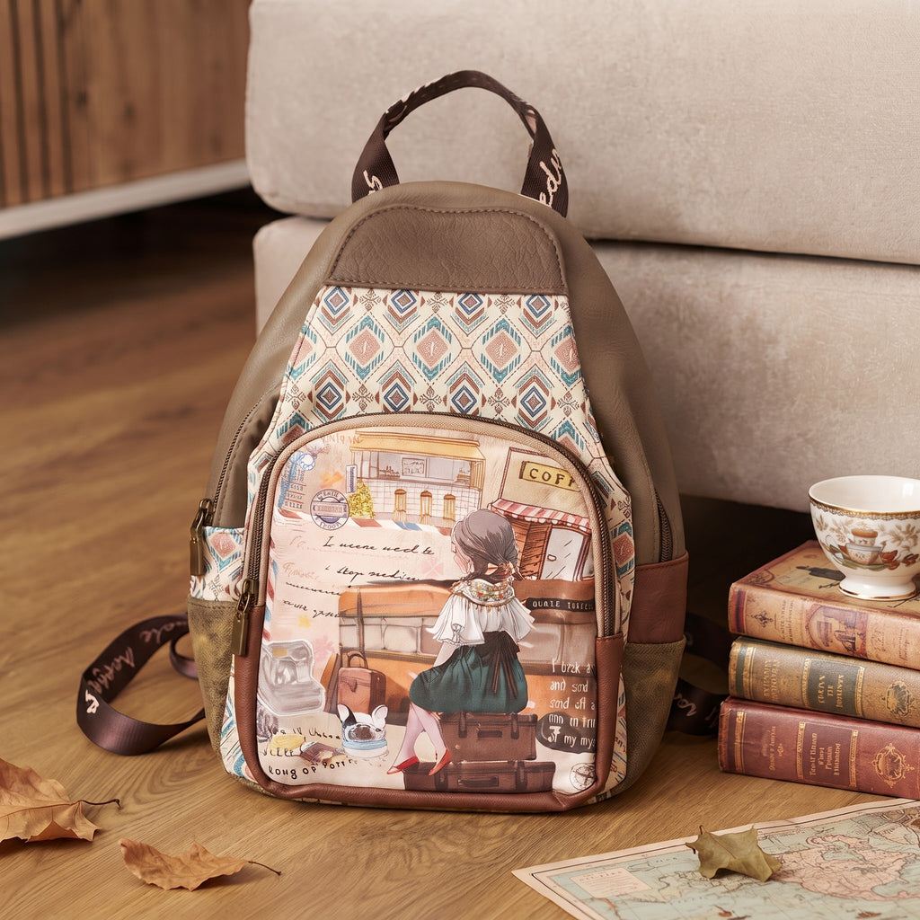 Vista frontal de la mochila Sweet Candy con ilustración vintage y motivos geométricos